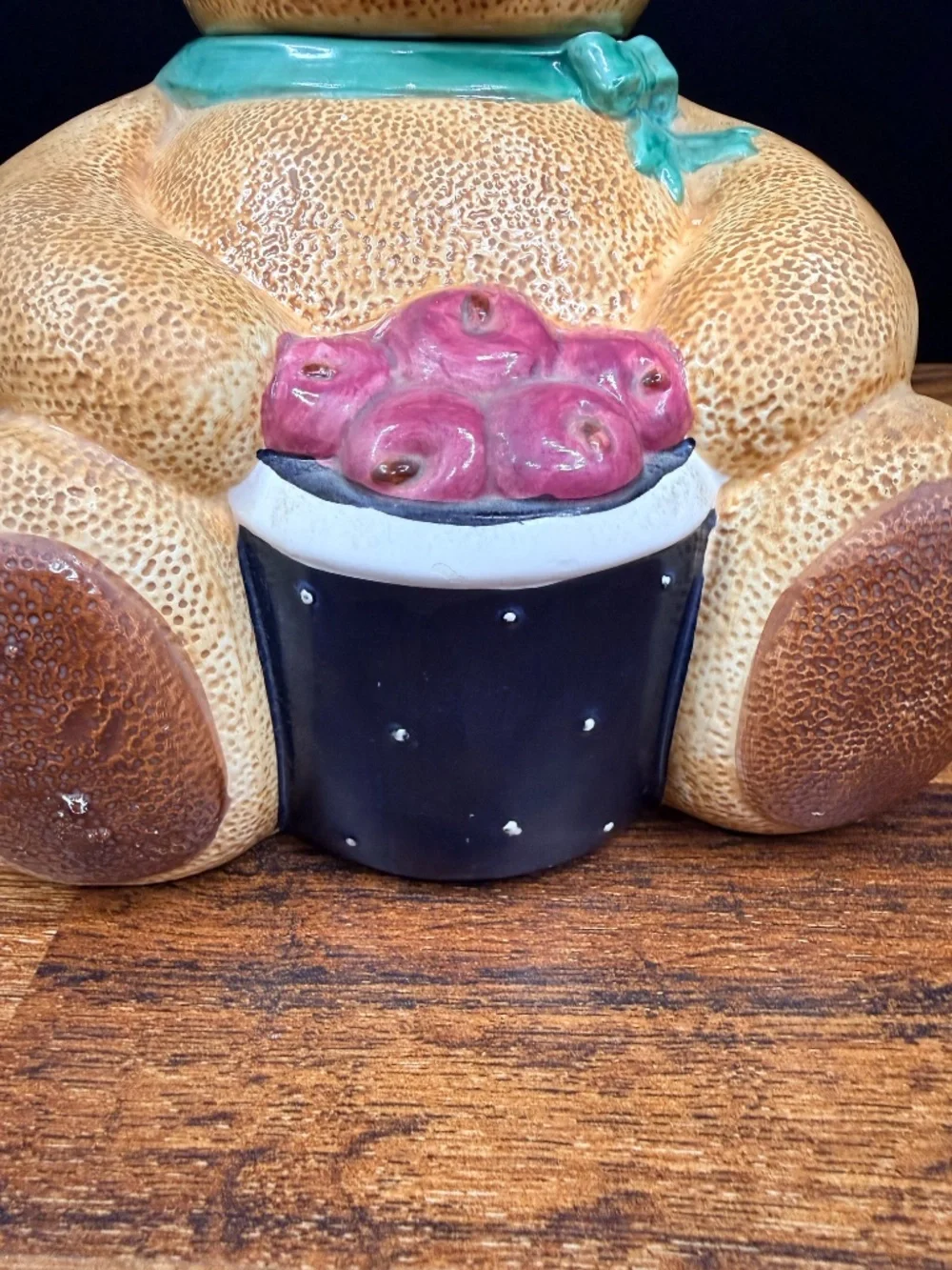 GKRO Teddy Bear with Basket of Apples Cookie Jar